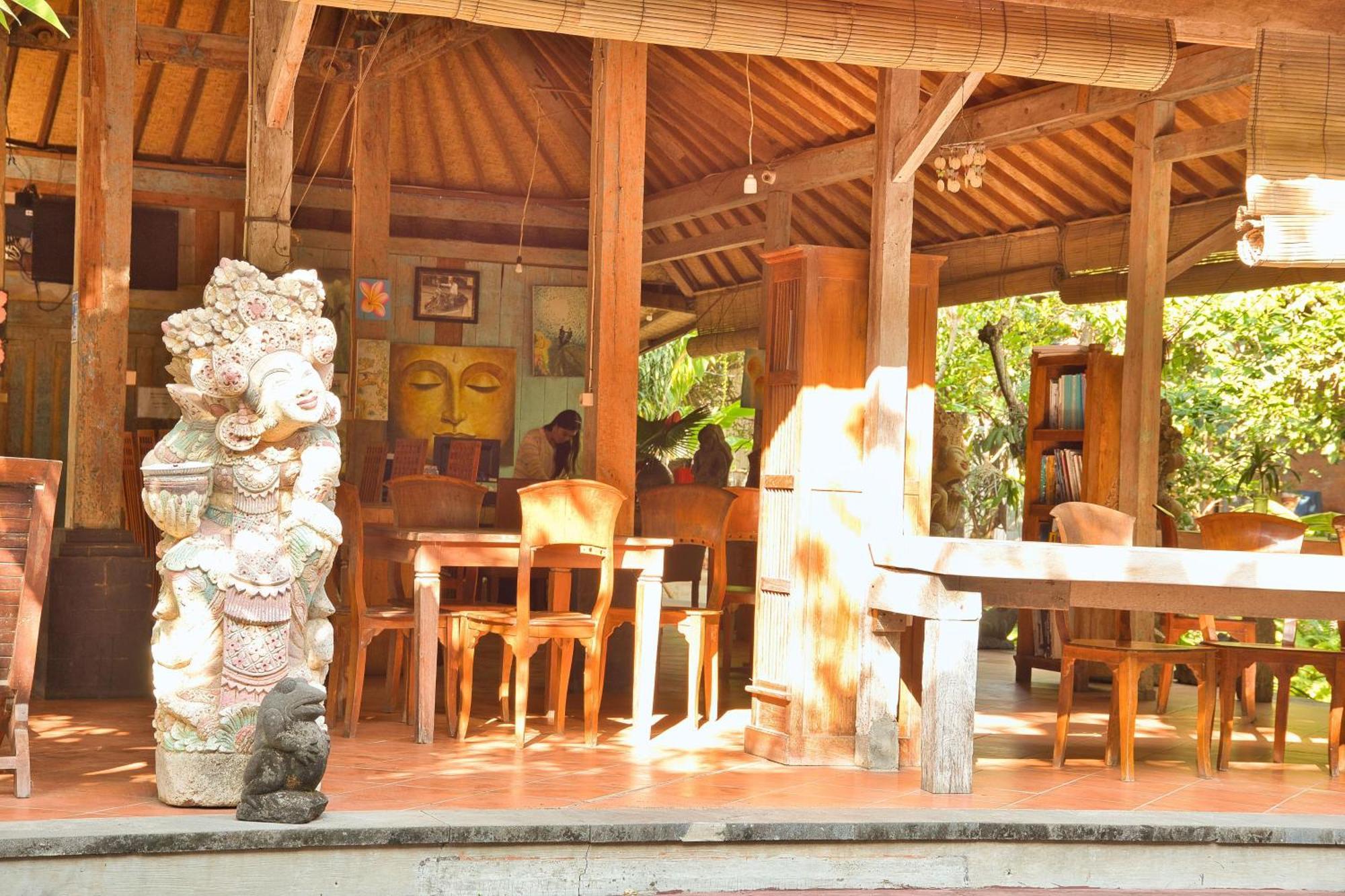 Bali Telaga Hati Yoga Healing And Retreat Center Hostel Sanur Dış mekan fotoğraf